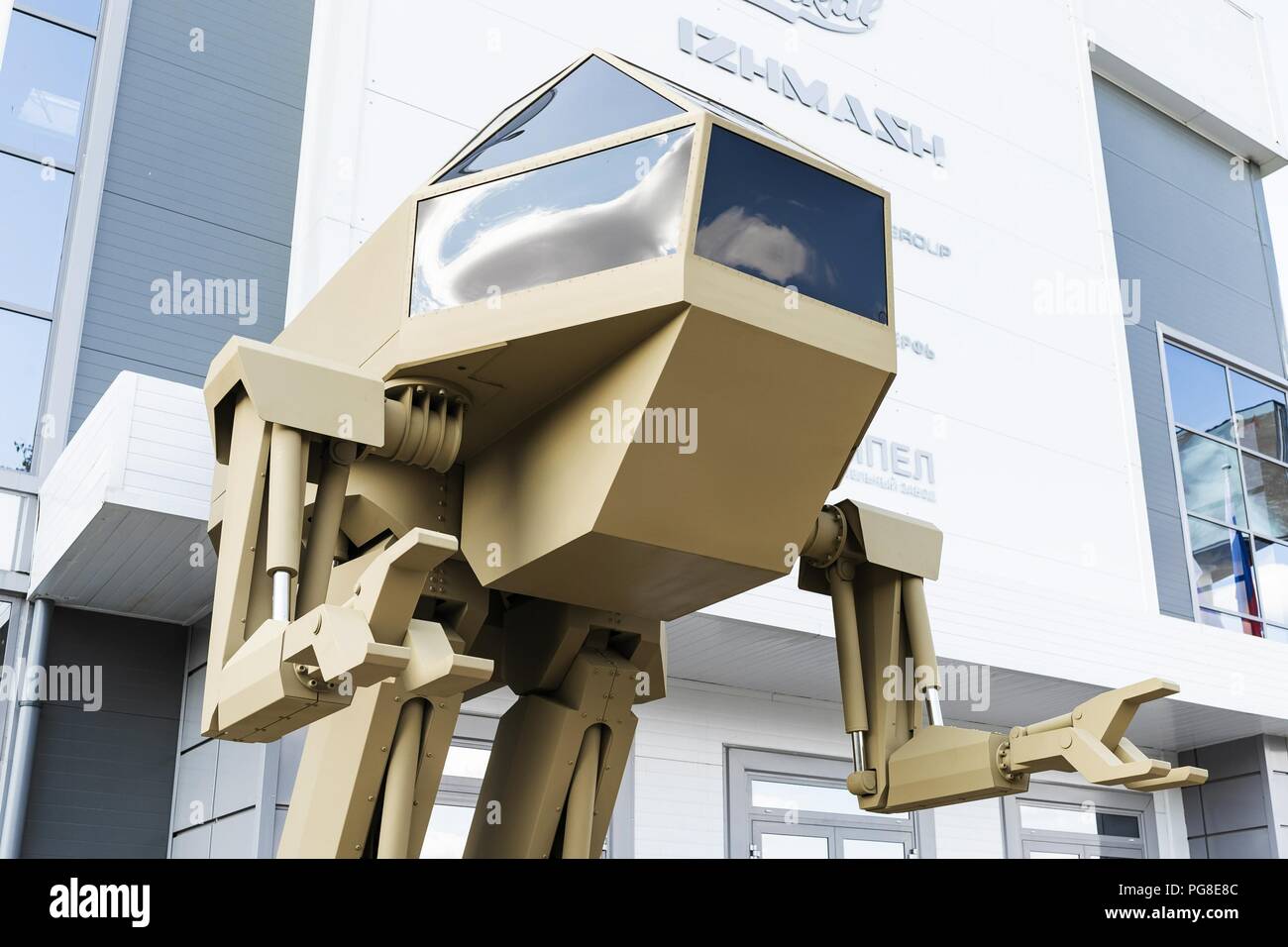 Moscow Region, Russia. 20th Aug, 2018. August 20, 2018. - Russia, Moscow  Region. - A 4.5 tonne pilot-operated walking robot code-named Igoryok  designed by the Kalashnikov Concern is displayed at the Russian
