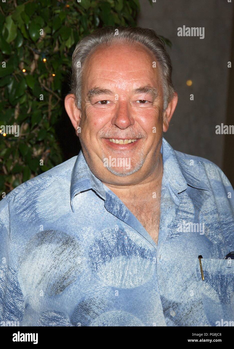 Beverly Hills, California, USA. 5th June, 2004. ROBIN LEACH during the 1st Annual Golden Needle Awards Luncheon and Fashion Show held at the Regent Beverly Wilshire Hotel. Credit: Laura Farr/AdMedia/ZUMA Wire/Alamy Live News Stock Photo