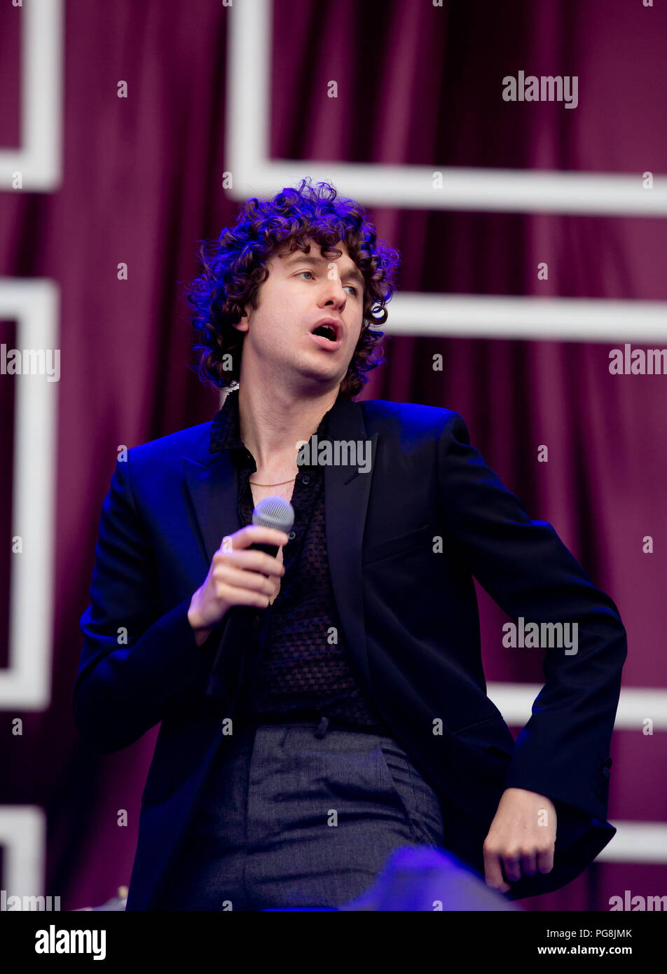 The Kooks Perform On The Main Stage on day one at Reading Festival Day One Stock Photo