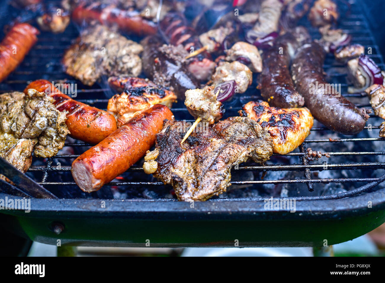 Summer outdoor party hi-res stock photography and images - Alamy
