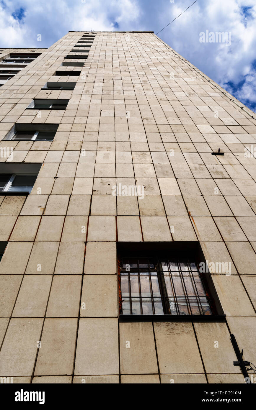 Sky and high rise building tourism hi-res stock photography and images ...