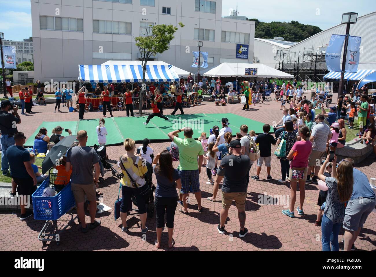 Nex yokosuka hires stock photography and images Alamy