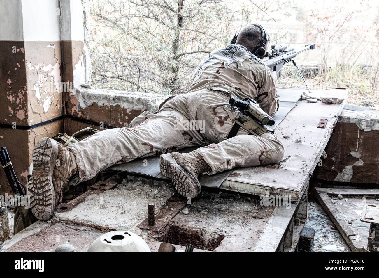 Sniper position hires stock photography and images Alamy