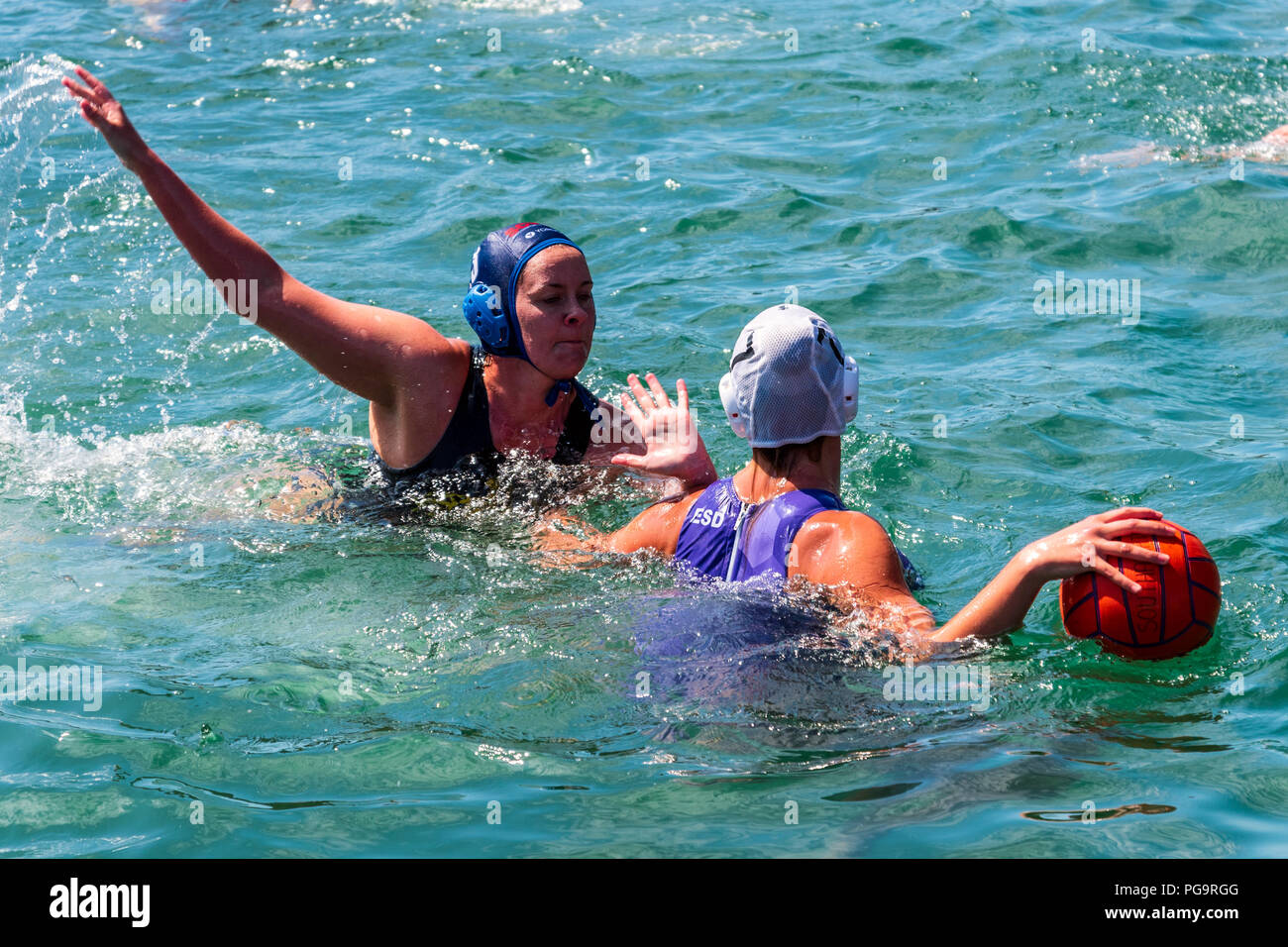 Water polo hi-res stock photography and images - Alamy