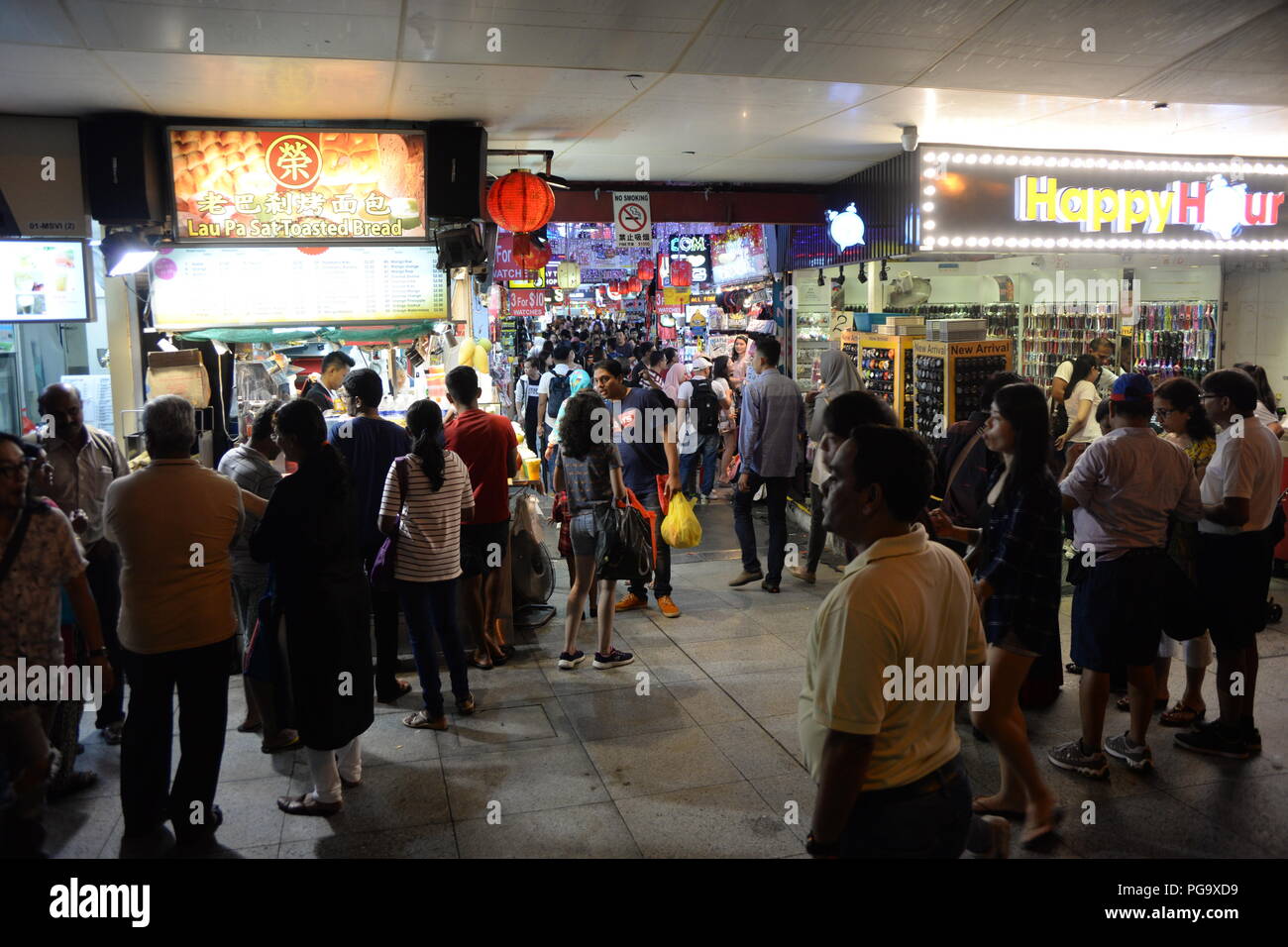 SINGAPORE - CIRCA APRIL, 2019: people at Charles & Keith store in The  Shoppes at Marina Bay Sands. CHARLES & KEITH is a Singaporean fast-fashion  footw Stock Photo - Alamy