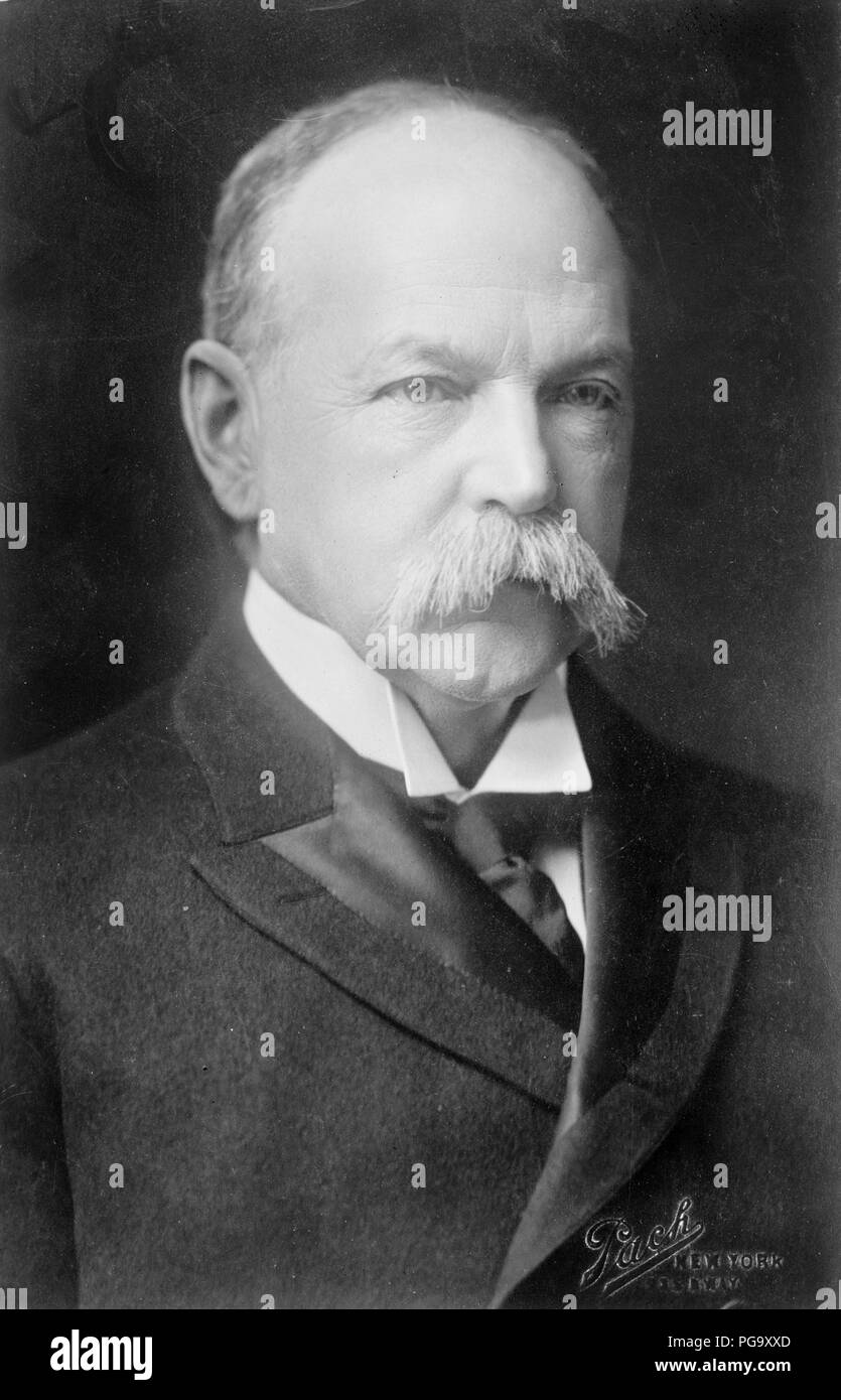 Judge 1900s Black and White Stock Photos & Images - Alamy