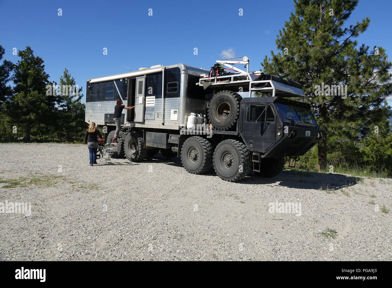 This military HEMTT (Heavy Expanded Mobility Tactical Truck) built by ...