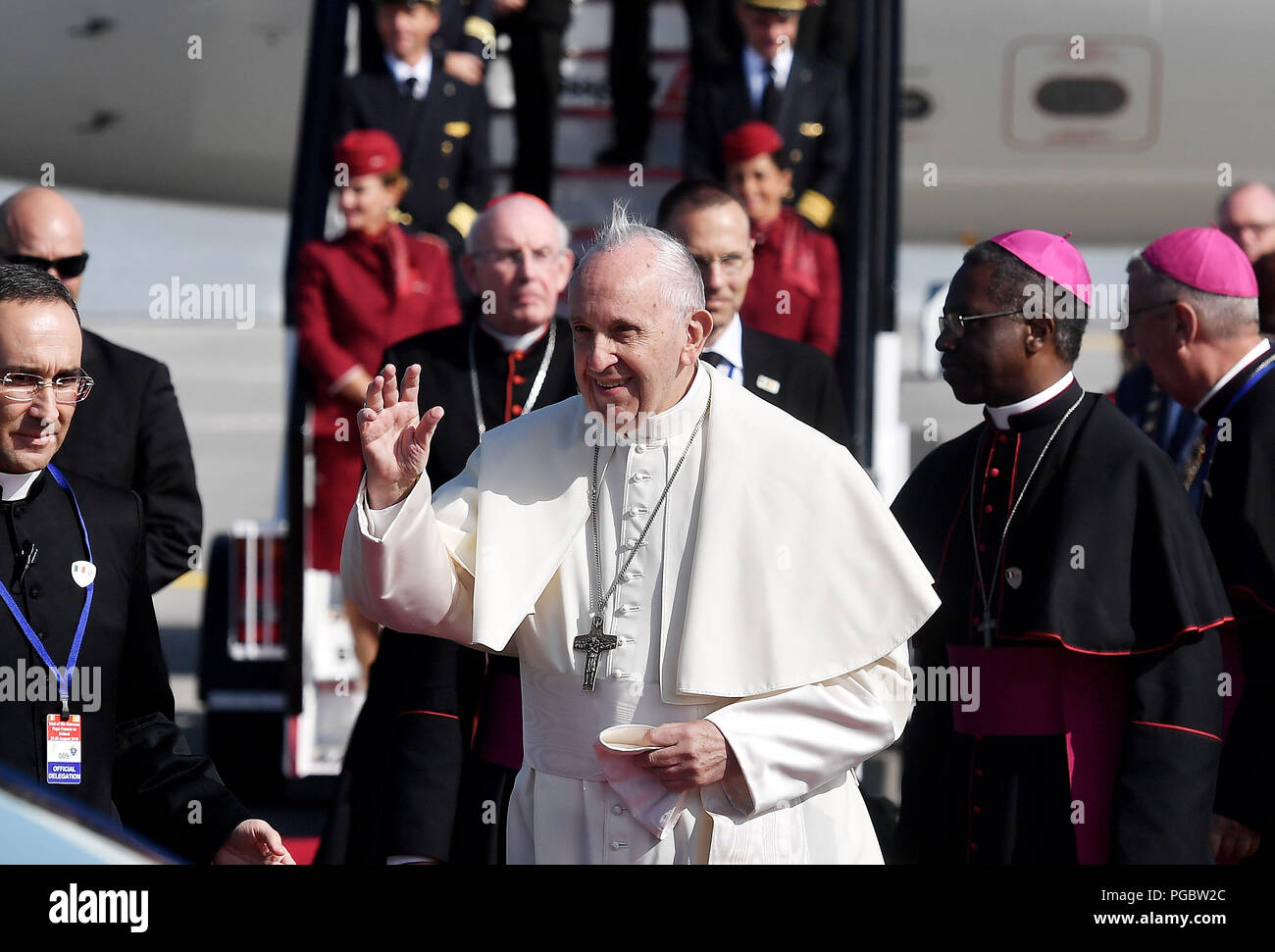 Pope Francis waves to wellwishers as he arrives at Dublin Airport as he arrives at Dublin International Airport, at the start of his visit to Ireland. Stock Photo