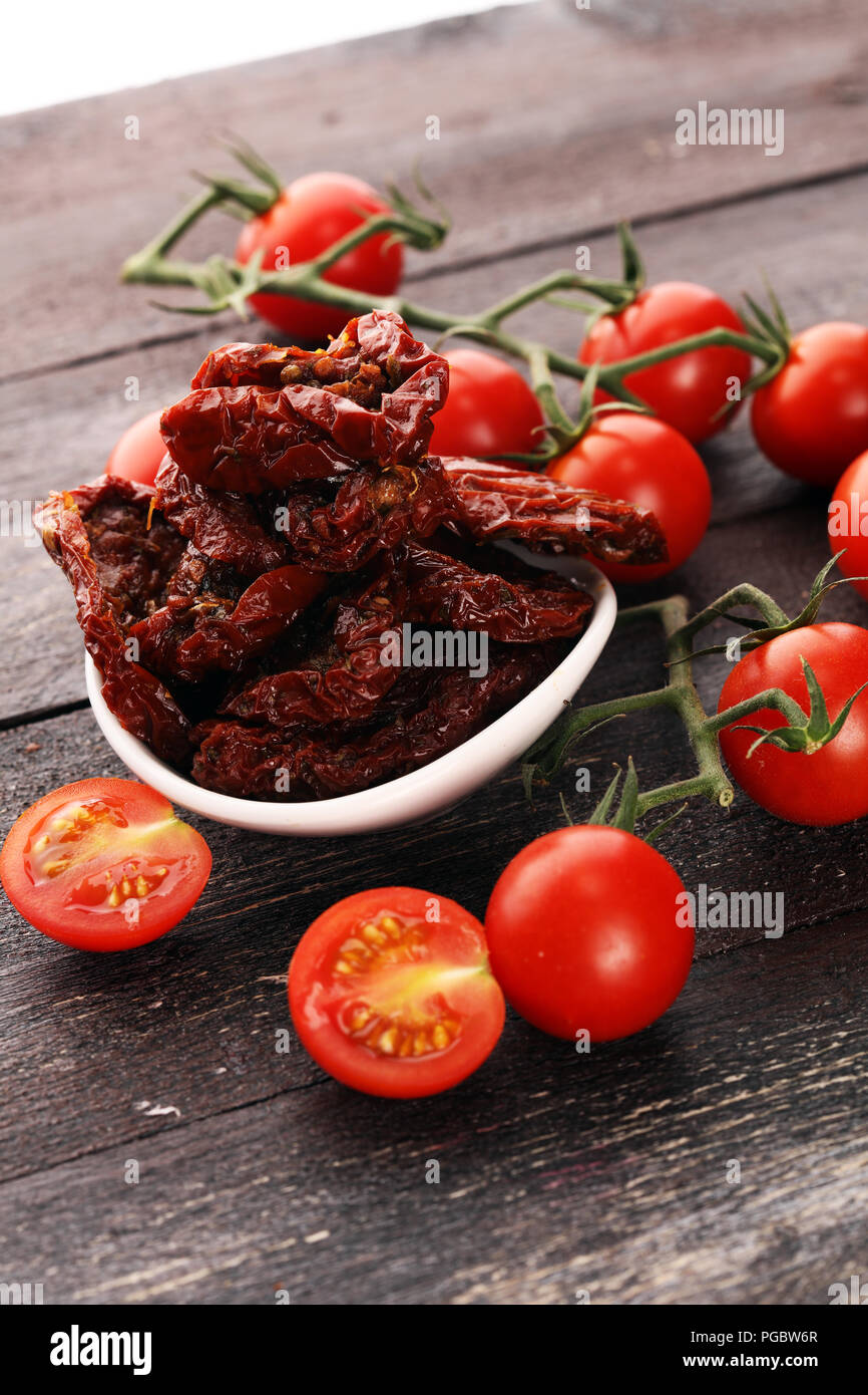 Sun dried tomatoes. tomato halves sundried Stock Photo Alamy