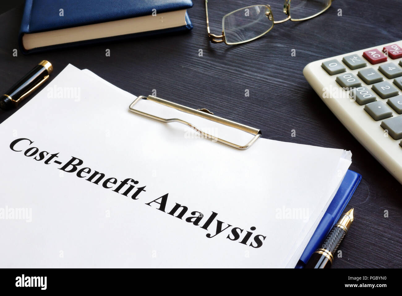 Cost-Benefit Analysis of Buying Website Traffic for Photography Businesses