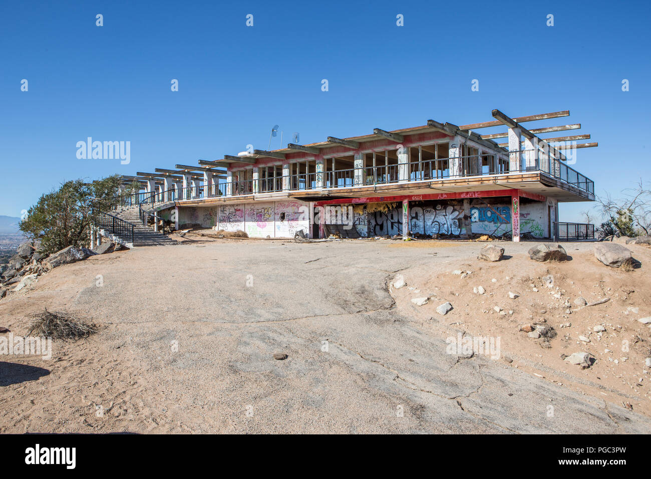 Newt's Paradise, an abandoned hill top house in Apple Valley