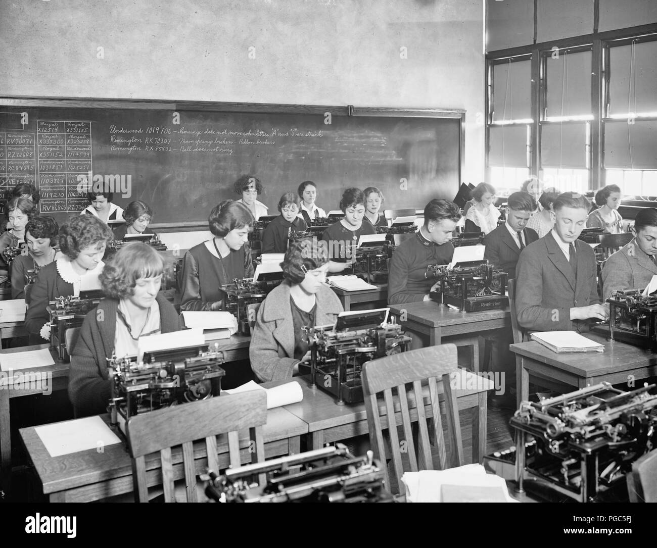 Eastern High, Typewriting class, Washington, DC, circa 1915 Stock Photo