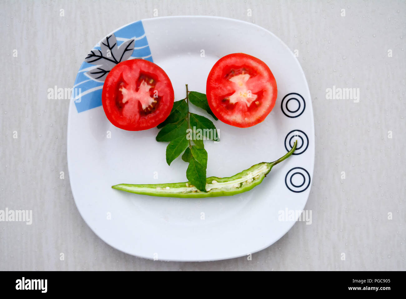 Decoration salad hi-res stock photography and images - Alamy