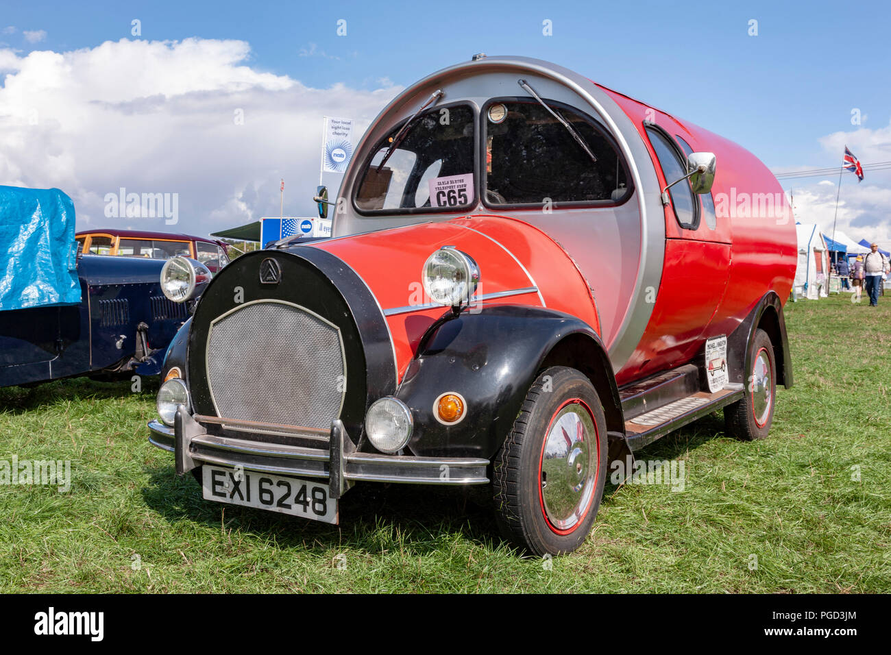 Earls Barton, Northamptonshire. U.K. 25th August 2018. Earls Barton Transport Show over the August bank holiday weekend with lots of old and interesting vehicles on show, foot fall was slow today  because of the heavy showers, though most of the day was bright and sunny. Credit: Keith J Smith./Alamy Live News Stock Photo