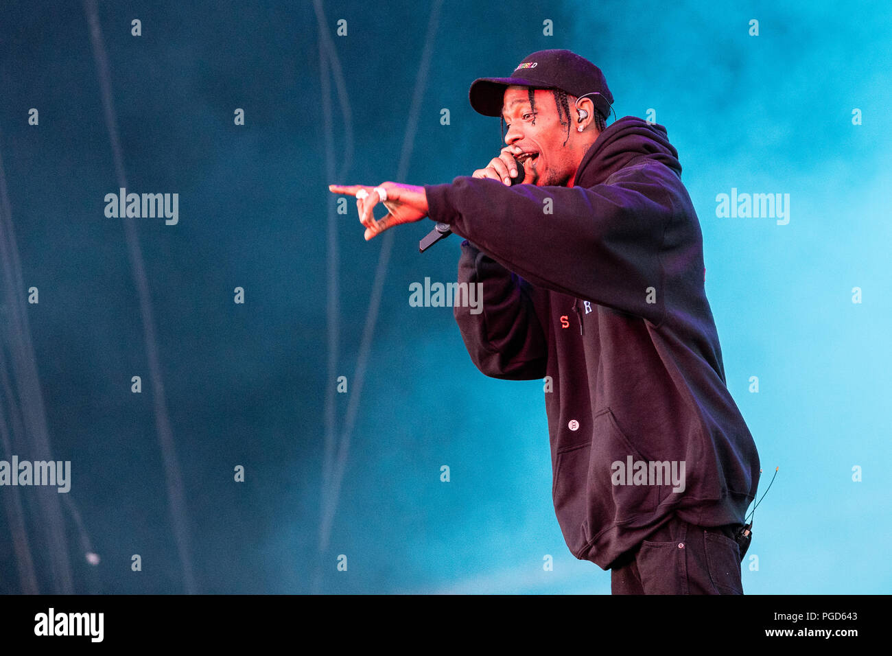 Travis scott live hi-res stock photography and images - Alamy