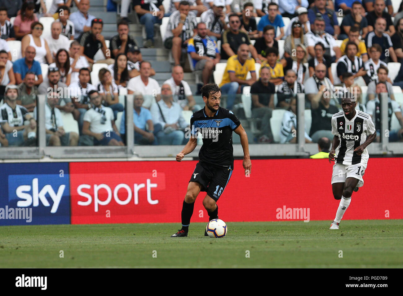 Torino, Italy. 25th August, 2018. Marco Parolo  of SS Lazio in action during the Serie A football match between Juventus Fc and SS Lazio.  Credit: Marco Canoniero / Alamy Live News  . Credit: Marco Canoniero/Alamy Live News Stock Photo