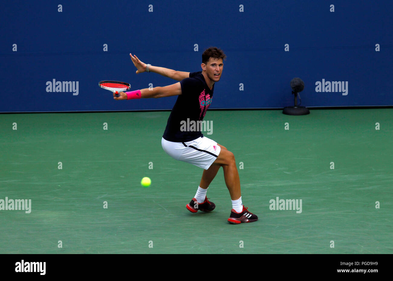 New York, N.Y, August 25, 2018 - US Open Tennis Practice:  Dominic Thiem of Austria slices a backhand while practicing at the Billie Jean King National Tennis Center in Flushing Meadows, New York, as players prepared for the U.S. Open which begins on Monday. Credit: Adam Stoltman/Alamy Live News Stock Photo