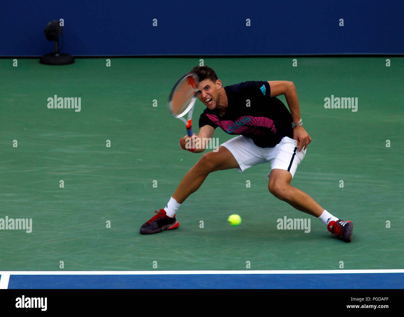 New York, N.Y, August 25, 2018 - US Open Tennis Practice:  Dominic Thiem of Austria slices a backhand while practicing at the Billie Jean King National Tennis Center in Flushing Meadows, New York, as players prepared for the U.S. Open which begins on Monday. Credit: Adam Stoltman/Alamy Live News Stock Photo