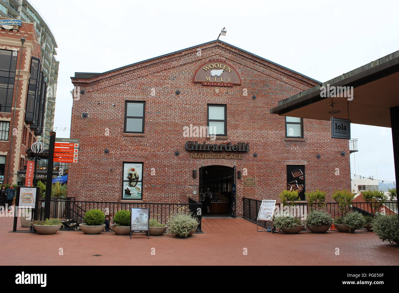 Chocolate building san francisco california hires stock photography