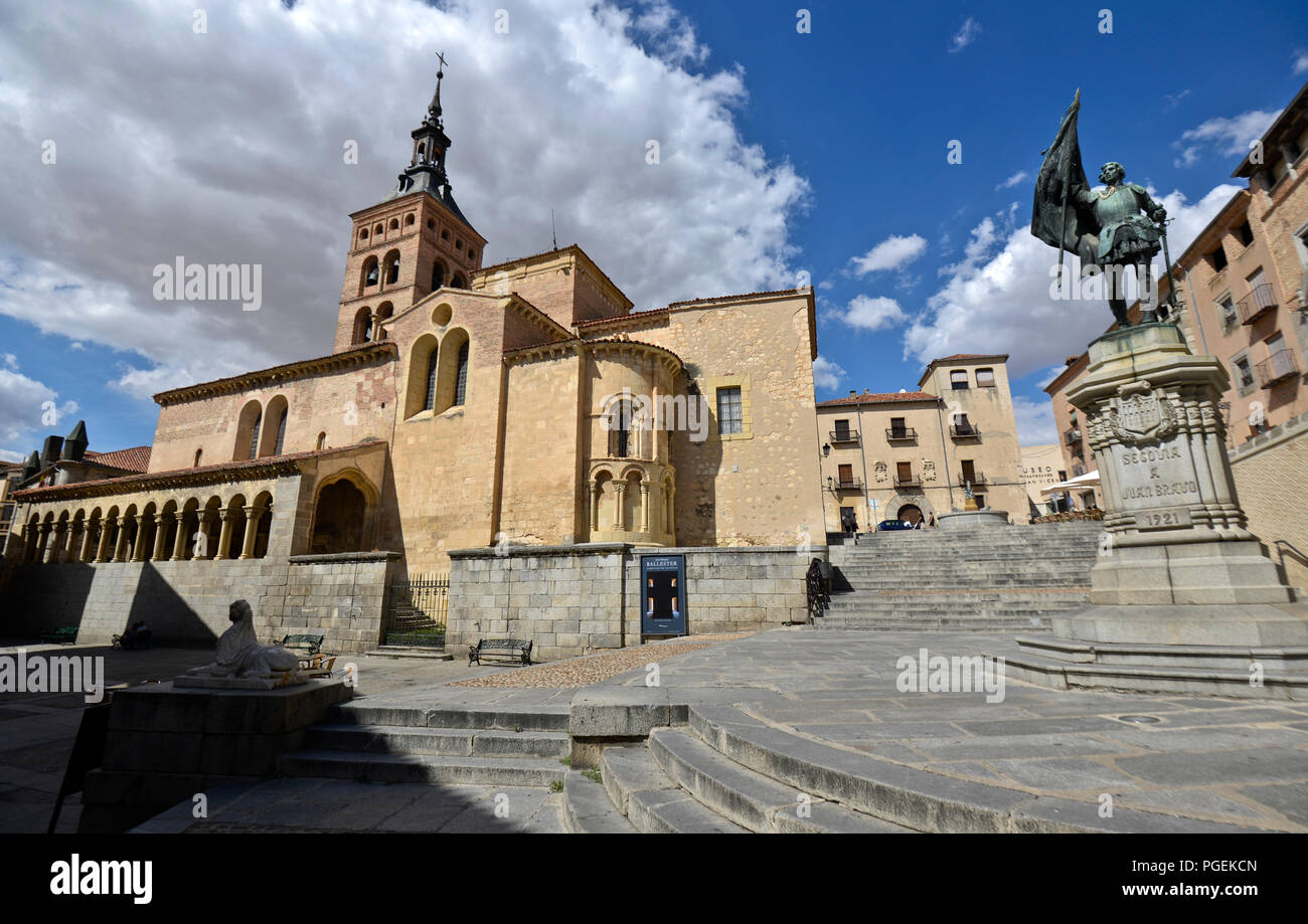 Plaza Medina del Campo - Monument to Juan Bravo, Segovia, Spain Stock Photo