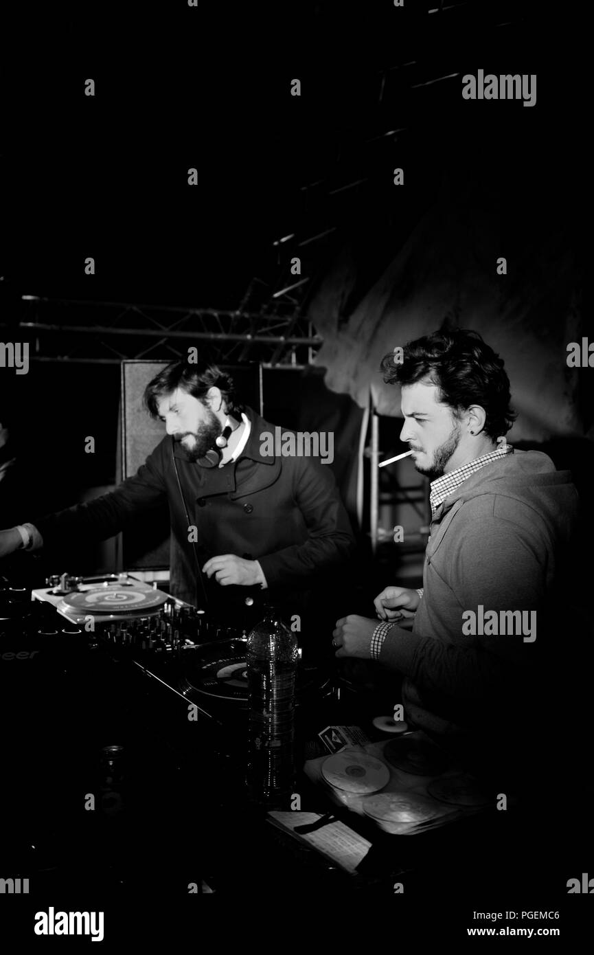 The Belgian-Italian duo Aeroplane (Vito De Luca & Stephen Fasano) deejaying at the Laundry Day festival in Antwerp (Belgium, 06/09/2008) Stock Photo