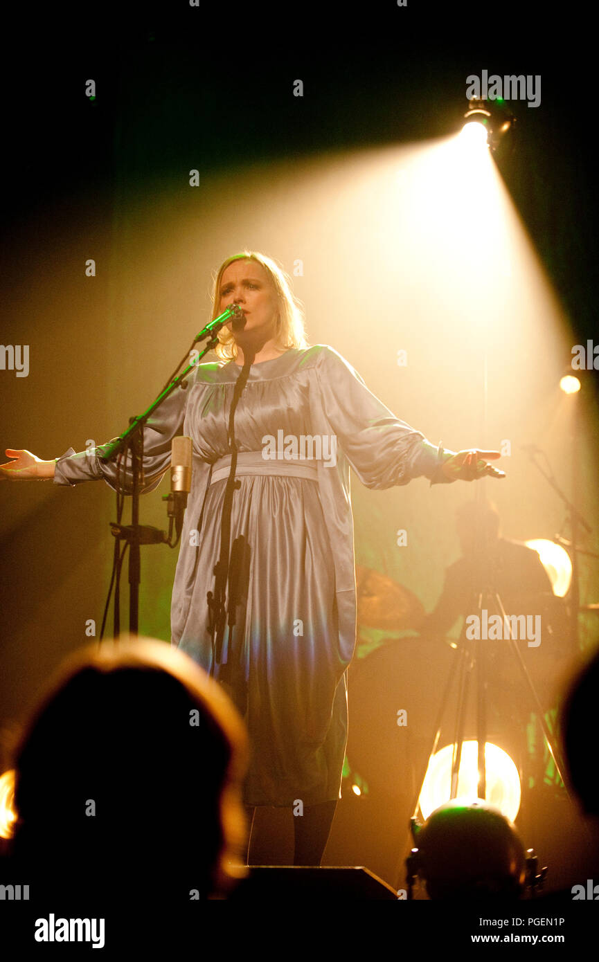 Concert of the Norwegian singer / songwriter Ane Brun in the Bourla ...