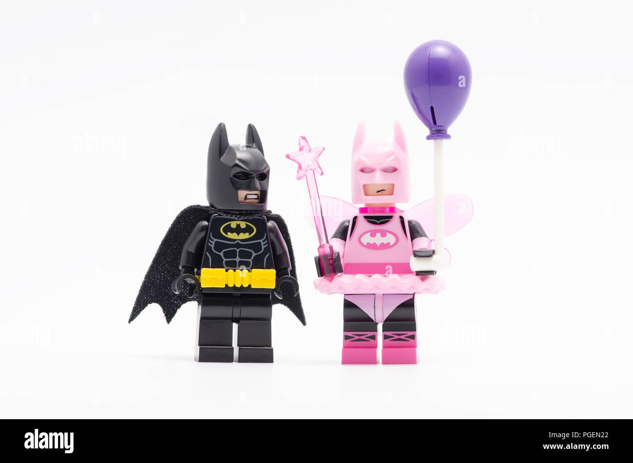 Batman Minifigure Stock Photo - Download Image Now - Batman - Named Work,  Batman - Superhero, Lego - iStock