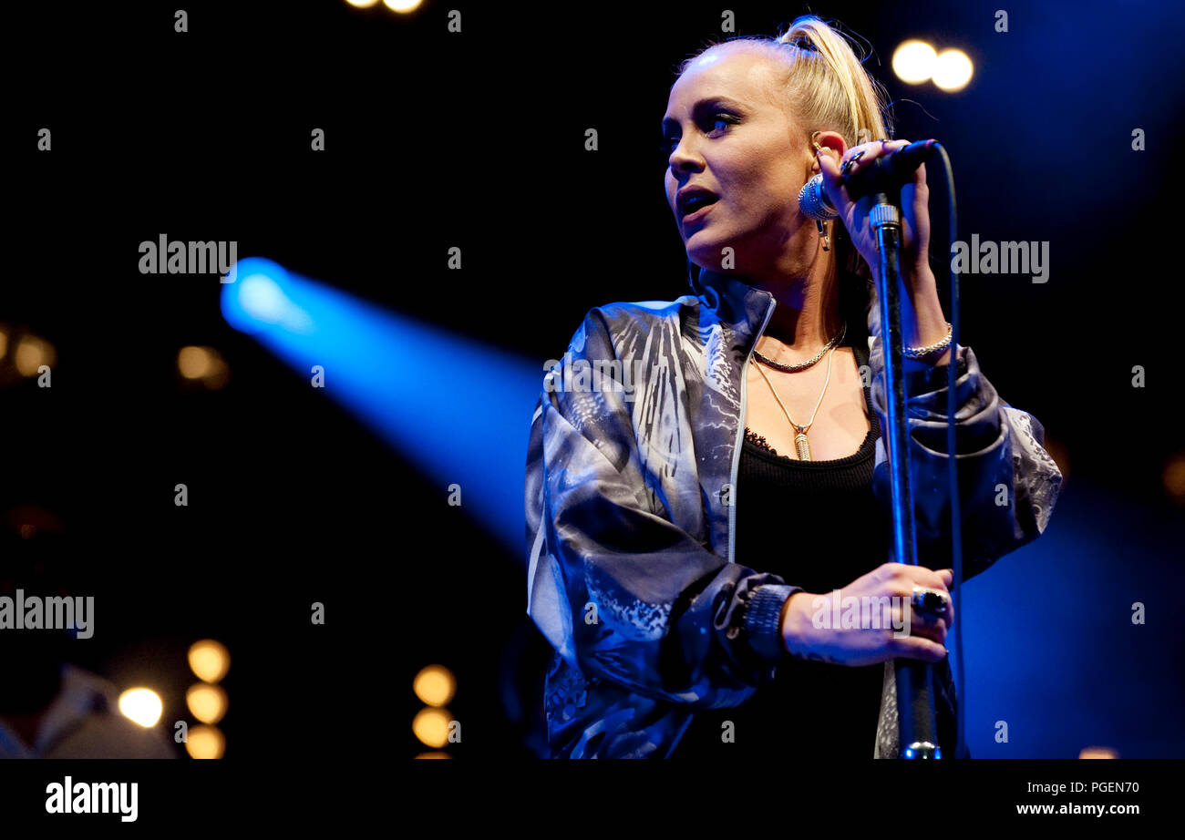 Dutch singer Anouk performing at the Suikerrock festival in Tienen ...