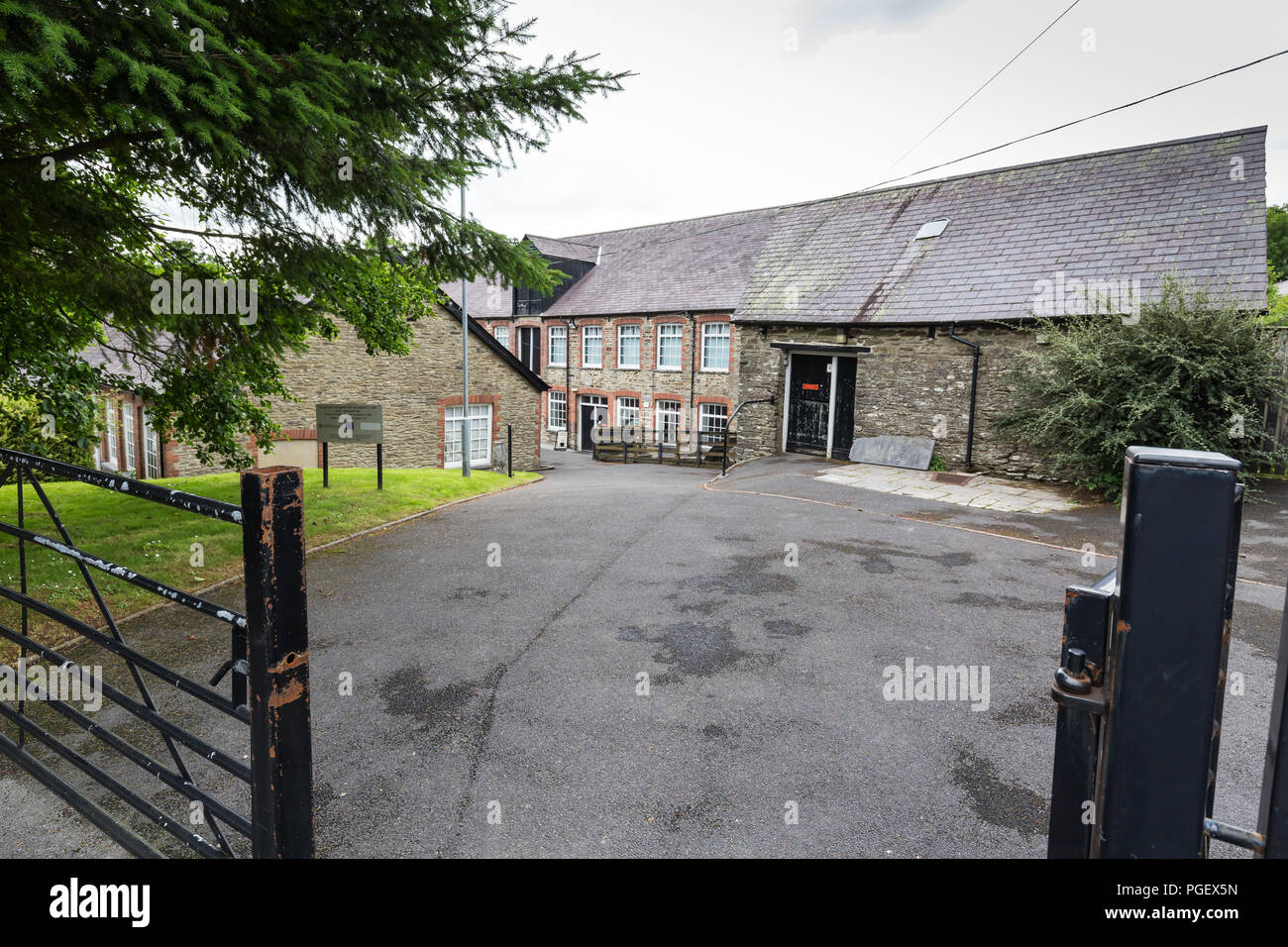 outside view at the National Wool Museum, Drefach Felindre, Llandysul, Carmarthenshire, Wales, UK Stock Photo