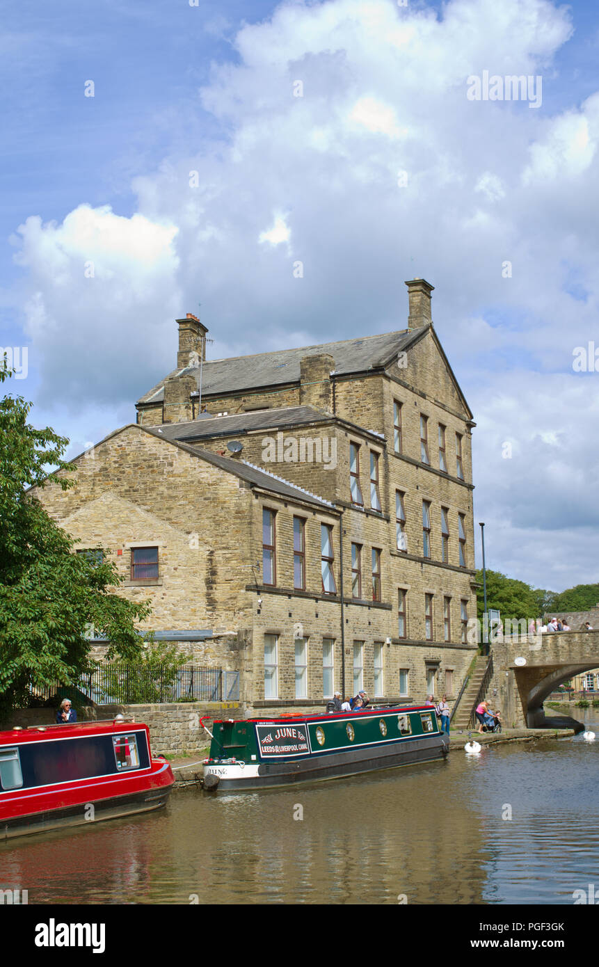 Skipton North Yorkshire Dales UK Leeds Liverpool Canal Stock Photo