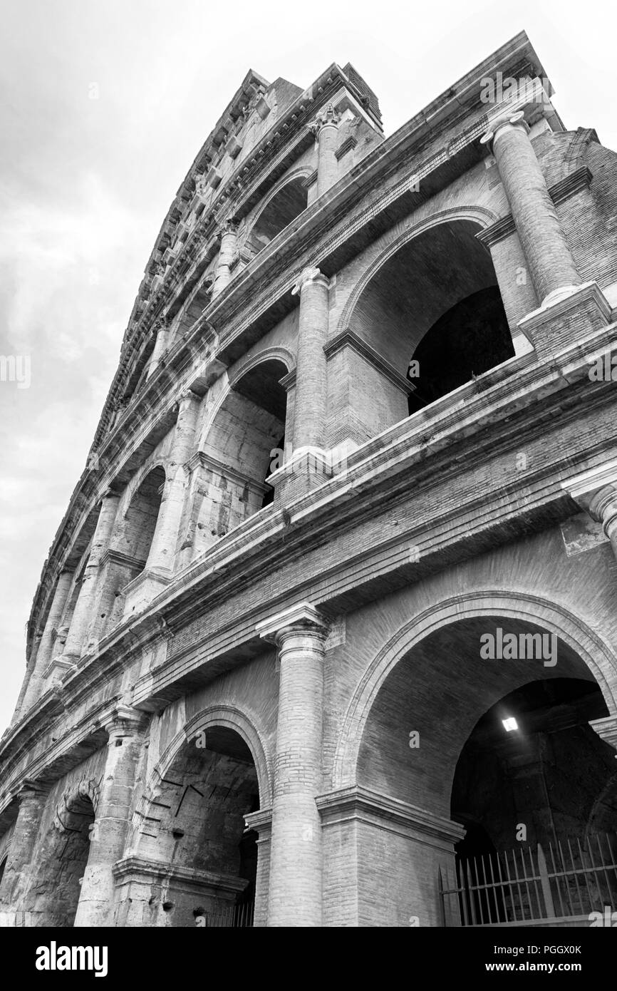 Italy historic buildings Black and White Stock Photos & Images - Alamy