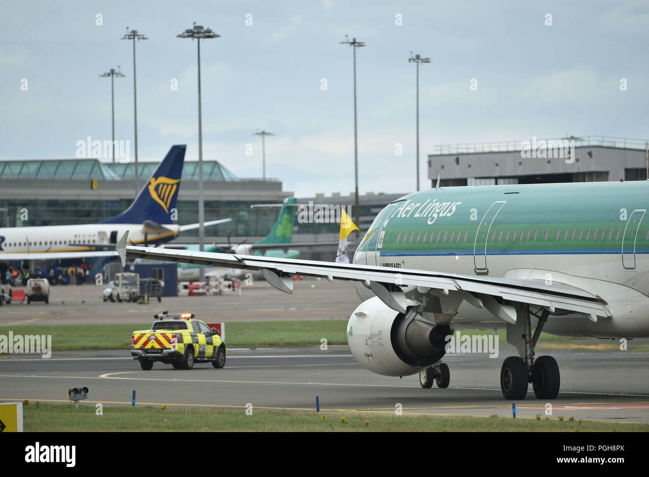The plane carrying Pope Francis taxis at Dublin International Airport, as he heads back to Rome, Italy, following his visit to Ireland. Stock Photo