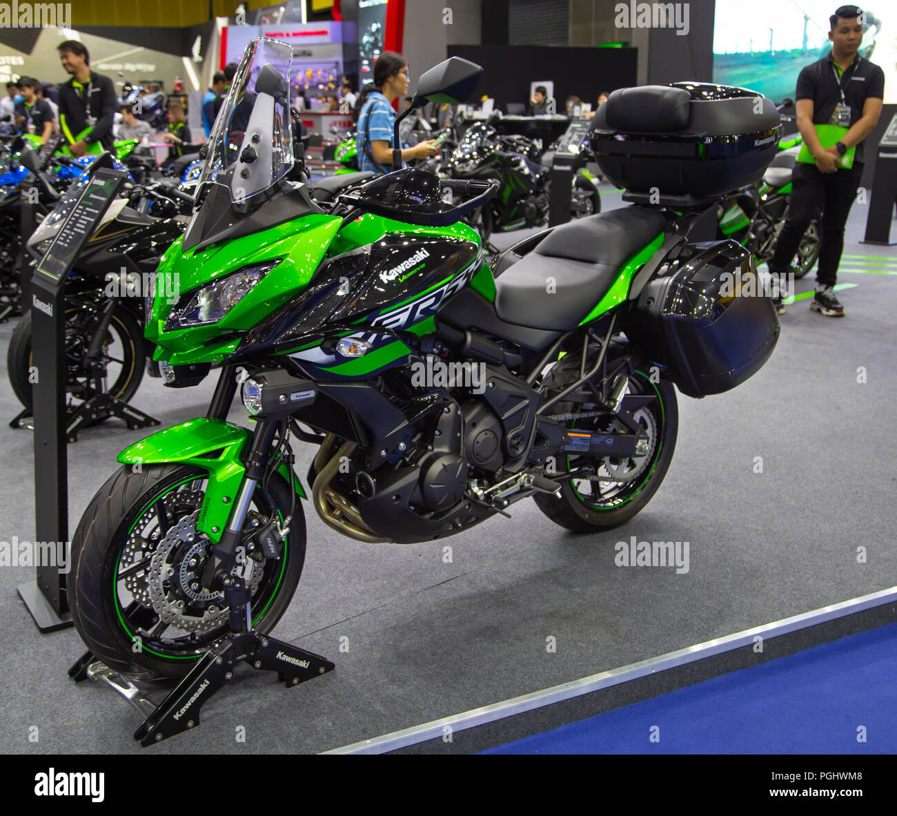 Uhyggelig samtale statisk Bangkok, Thailand - August 22, 2018: Kawasaki Versys 650 ABS touring  motorcycle presented in Big Motor Sale 2018 Stock Photo - Alamy