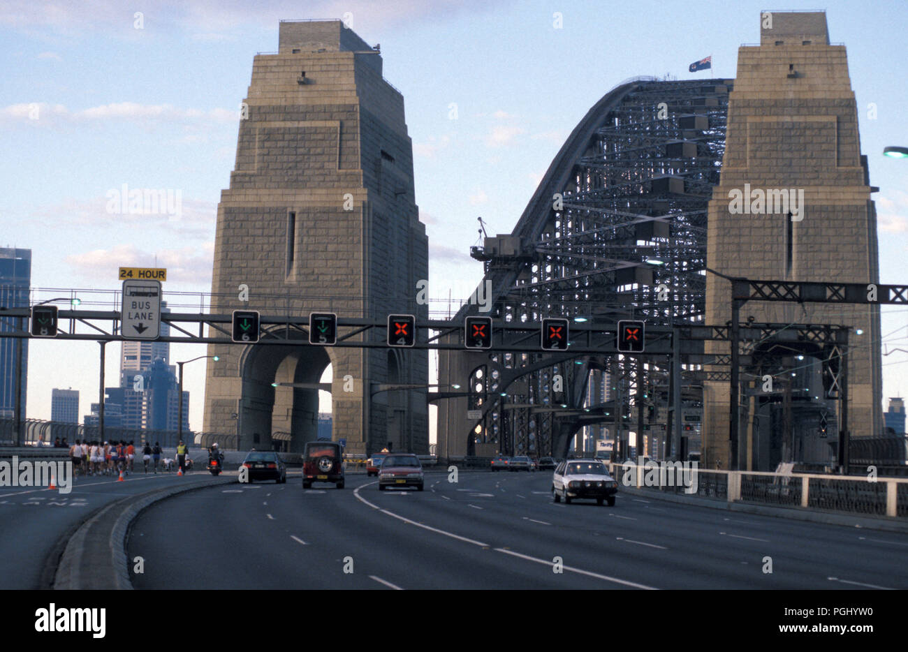 VIEW OF TRAFFIC ON THE SYDNEY HARBOUR BRIDGE, NEW SOUTH WALES, AUSTRALIA Stock Photo