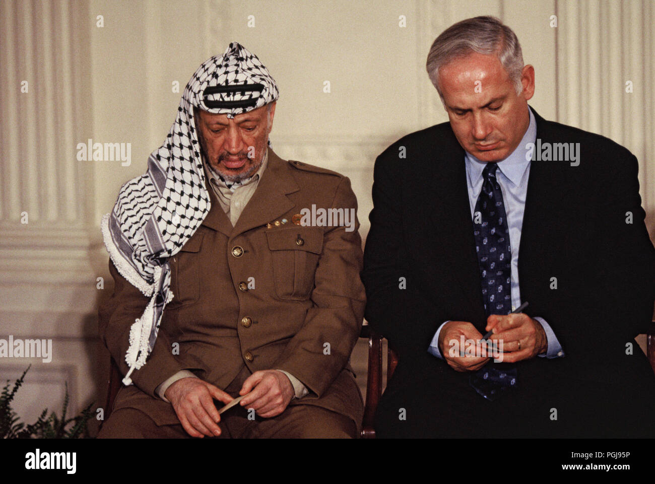 Washington DC 1996/12/24 Arafat and Israeli Prime Minister Benjamin Netanyahu at a Middle Conference.  Photo by Dennis Brack Stock Photo