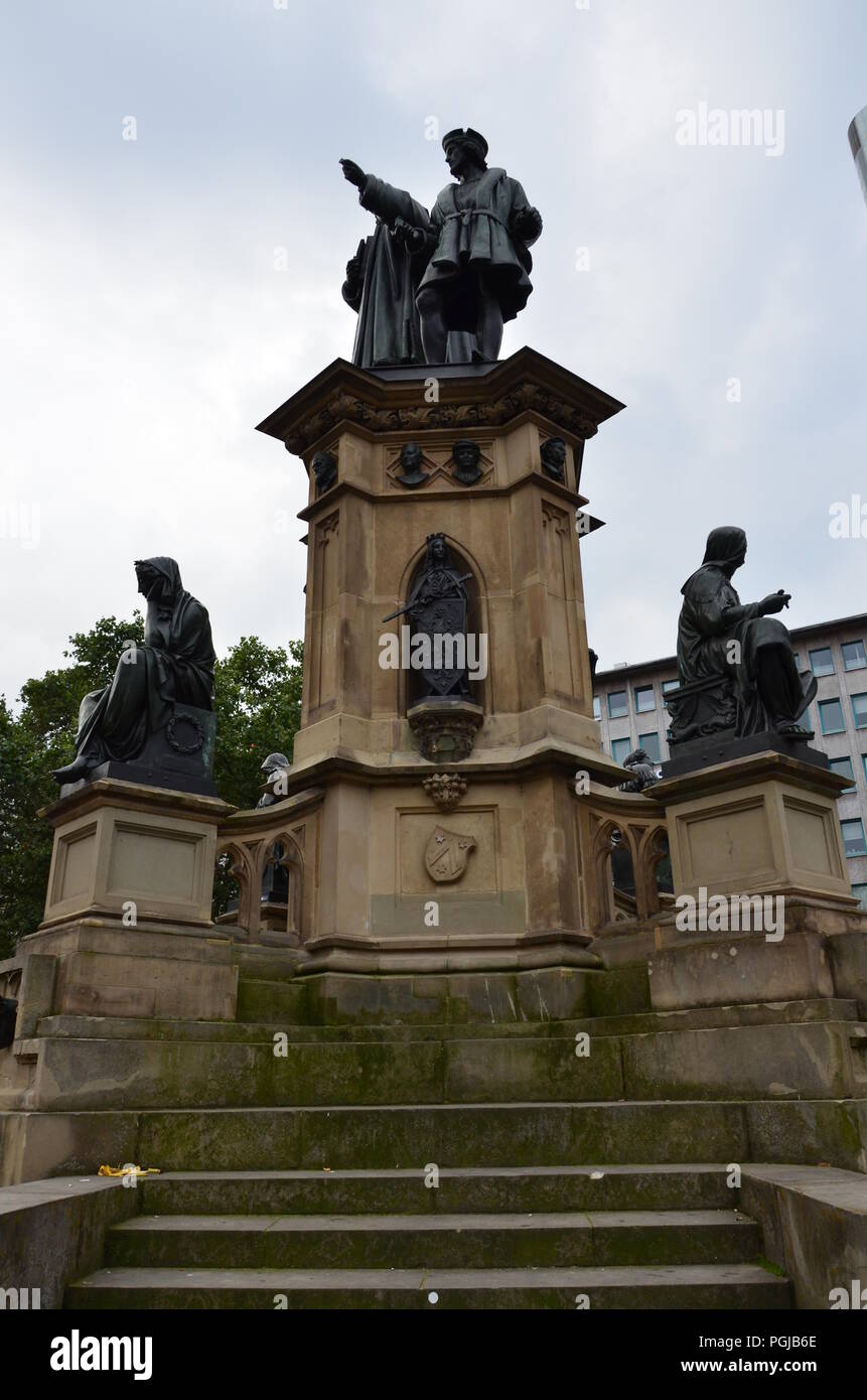 Johannes Gutenberg monument Frankfurt Stock Photo - Alamy