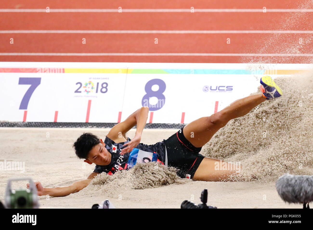 Jakarta, Indonesia. 26th Aug, 2018. Shotaro Shiroyama (JPN) Athletics : Men's Long Jump Final at Gelora Bung Karno Main Stadium during the 2018 Jakarta Palembang Asian Games in Jakarta, Indonesia . Credit: Naoki Nishimura/AFLO SPORT/Alamy Live News Stock Photo