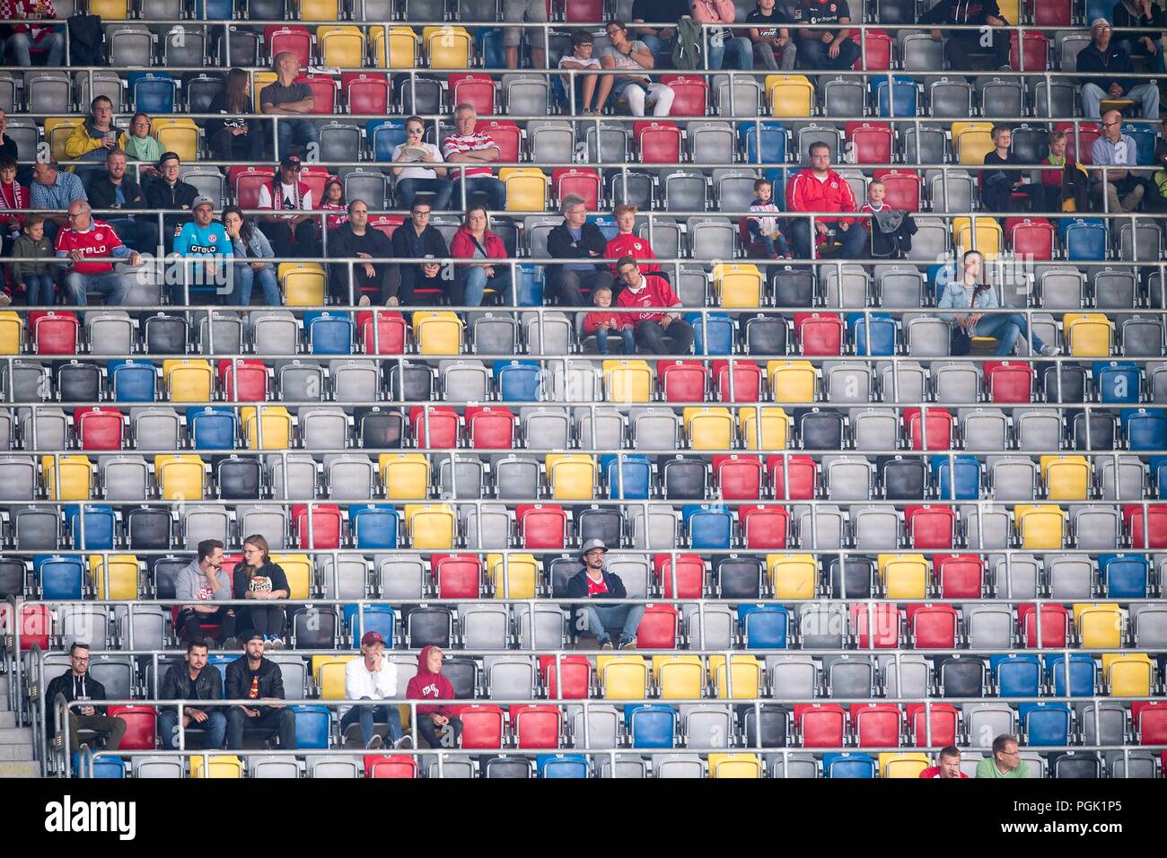 Feature, empty spectator seats, empty tribunes, seats, football 1.Bundesliga, 1.matchday, Fortuna Dusseldorf (D) - FC Augsburg (A) 1: 2, on 25.08.2018 in Duesseldorf / Germany. ## DFL regulations prohibit any use of photographs as image sequences and / or quasi-video ## | usage worldwide Stock Photo