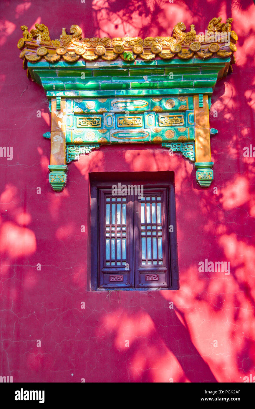 Chengde, Chengde, China. 27th Aug, 2018. Chengde, CHINA-The Xumi Fushou Temple is located in Chengde, north China's Hebei Province. Credit: SIPA Asia/ZUMA Wire/Alamy Live News Stock Photo