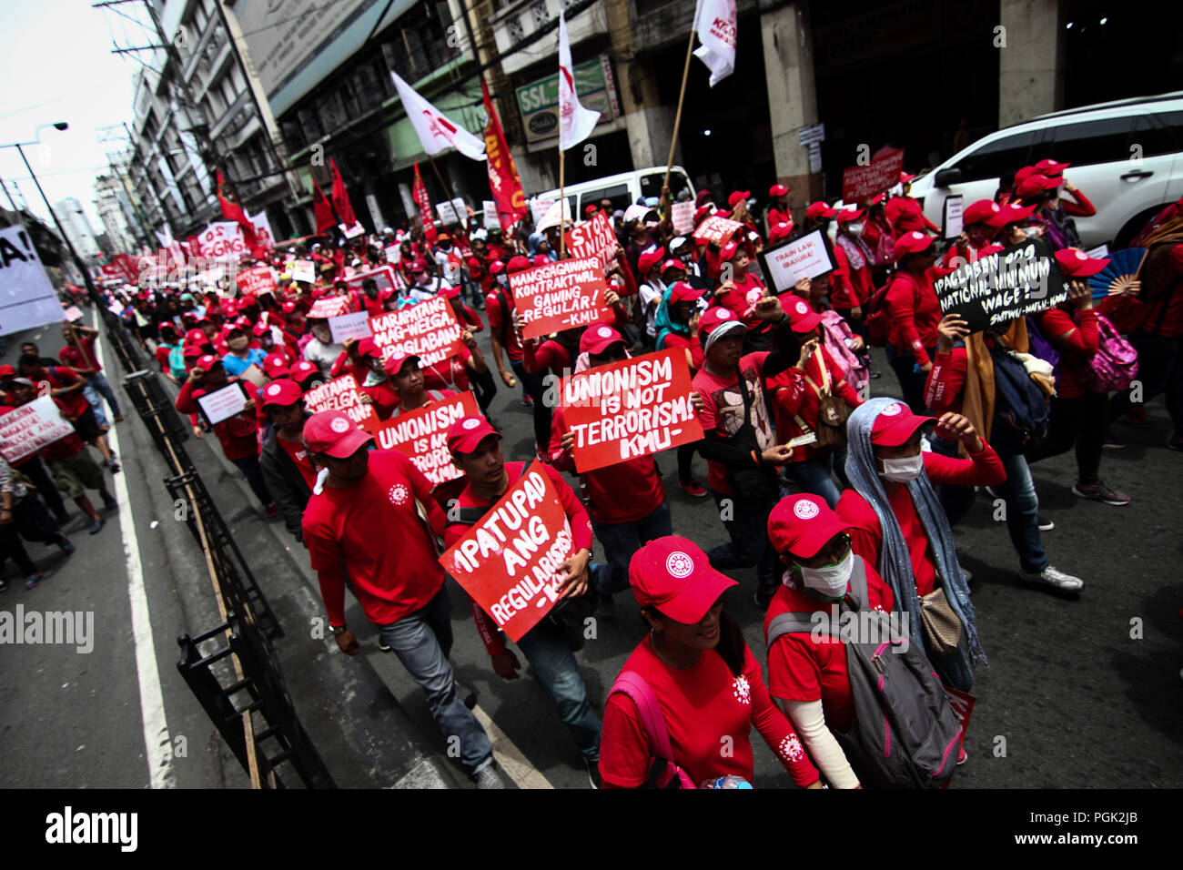 Philippines. 27th Aug, 2018. Thousands marched through Espana Avenue in