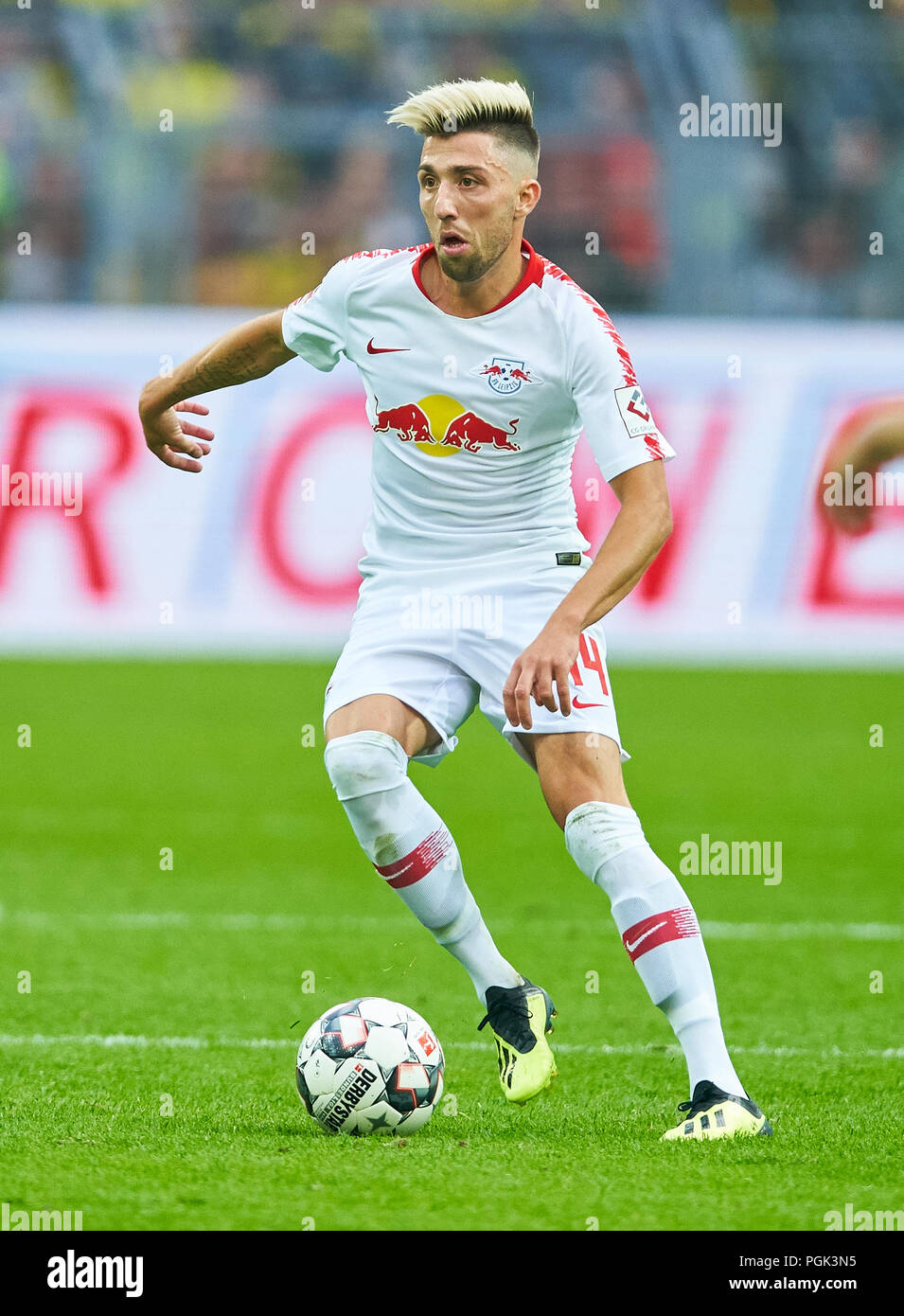 Bvb Rb Leipzig Soccer Dortmund August 26 2018 Kevin Kampl Rb 44 Drives Controls The Ball Action Full Size Single Action With Ball Full Body Whole Figure Cutout Single Shots Ball Treatment Pick Up Header