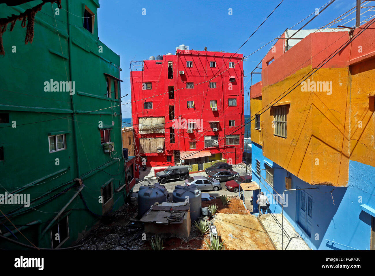 Ouzai, Lebanon. 26th Aug, 2018. Buildings with colorful paintings are seen on the beach in Ouzai, south of Beirut, Lebanon, on Aug. 26, 2018. Credit: Bilal Jawich/Xinhua/Alamy Live News Stock Photo