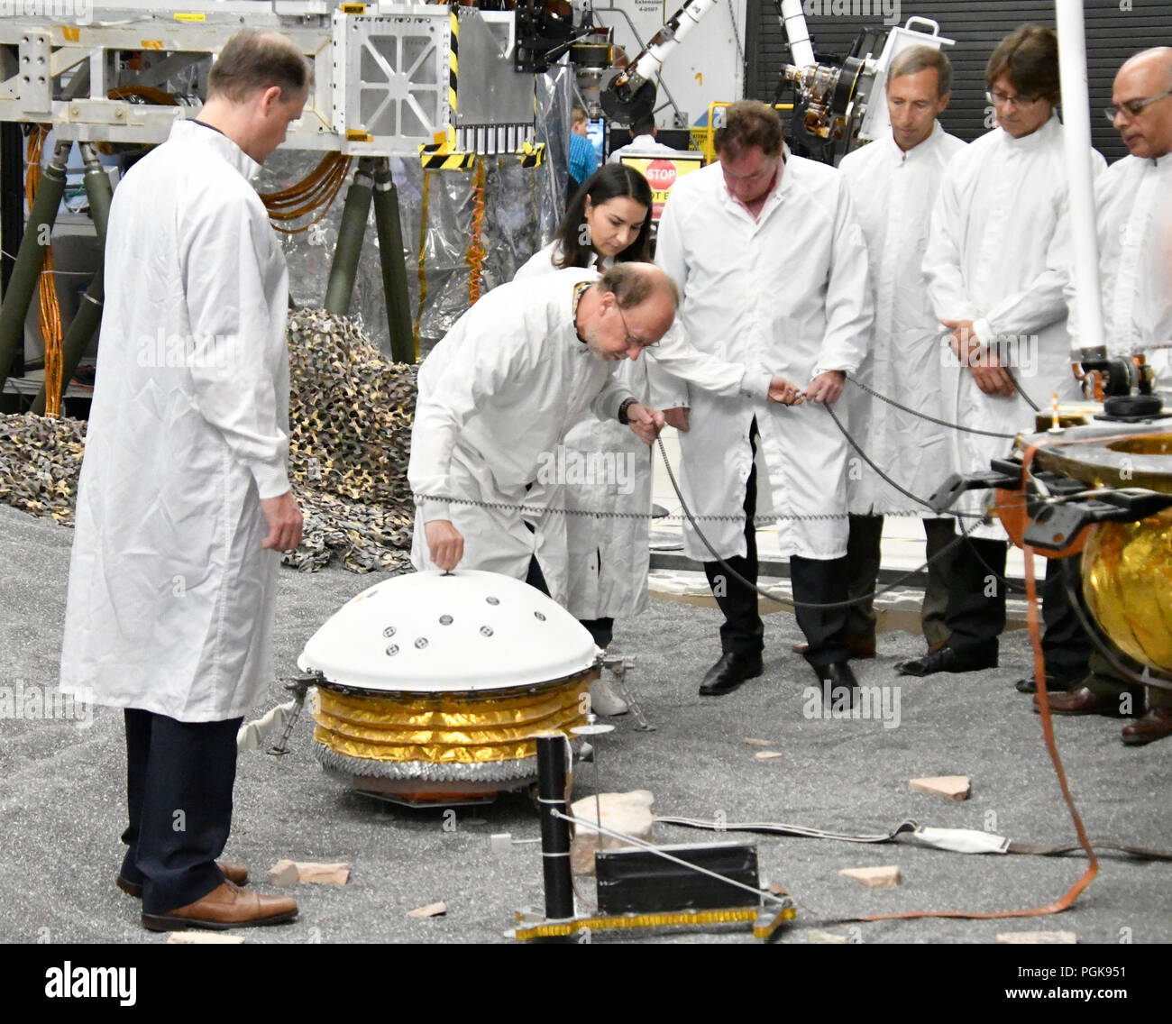 Pasadena, CA. 27th Aug, 2018. (L) New NASA Administrator Jim Bridenstine as he makes his first visit as he tours and meets with Mars lander mission scientists and engineers at the agency's Jet Propulsion Laboratory Monday. Photo by Gene Blevins/LA DailyNews/SCNG/ZumaPress Credit: Gene Blevins/ZUMA Wire/Alamy Live News Stock Photo