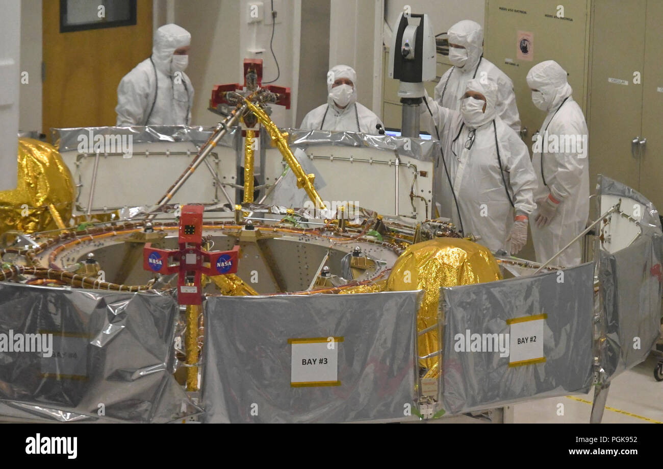 Mars 2020 rover hi-res stock photography and images - Alamy