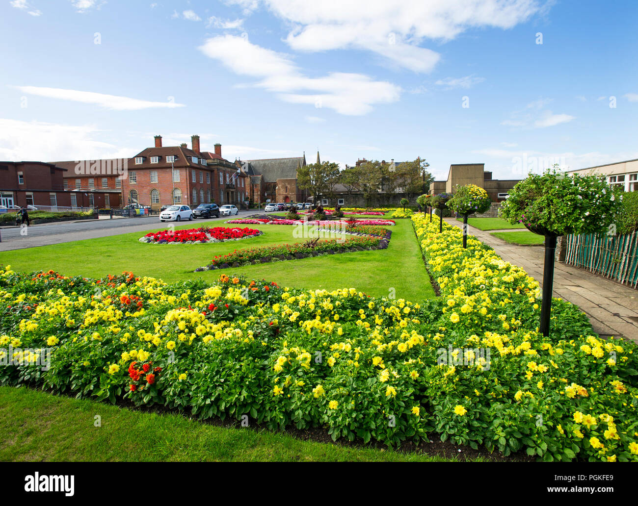 Gardens in bloom, south beach, Troon Ayrshire. Stock Photo