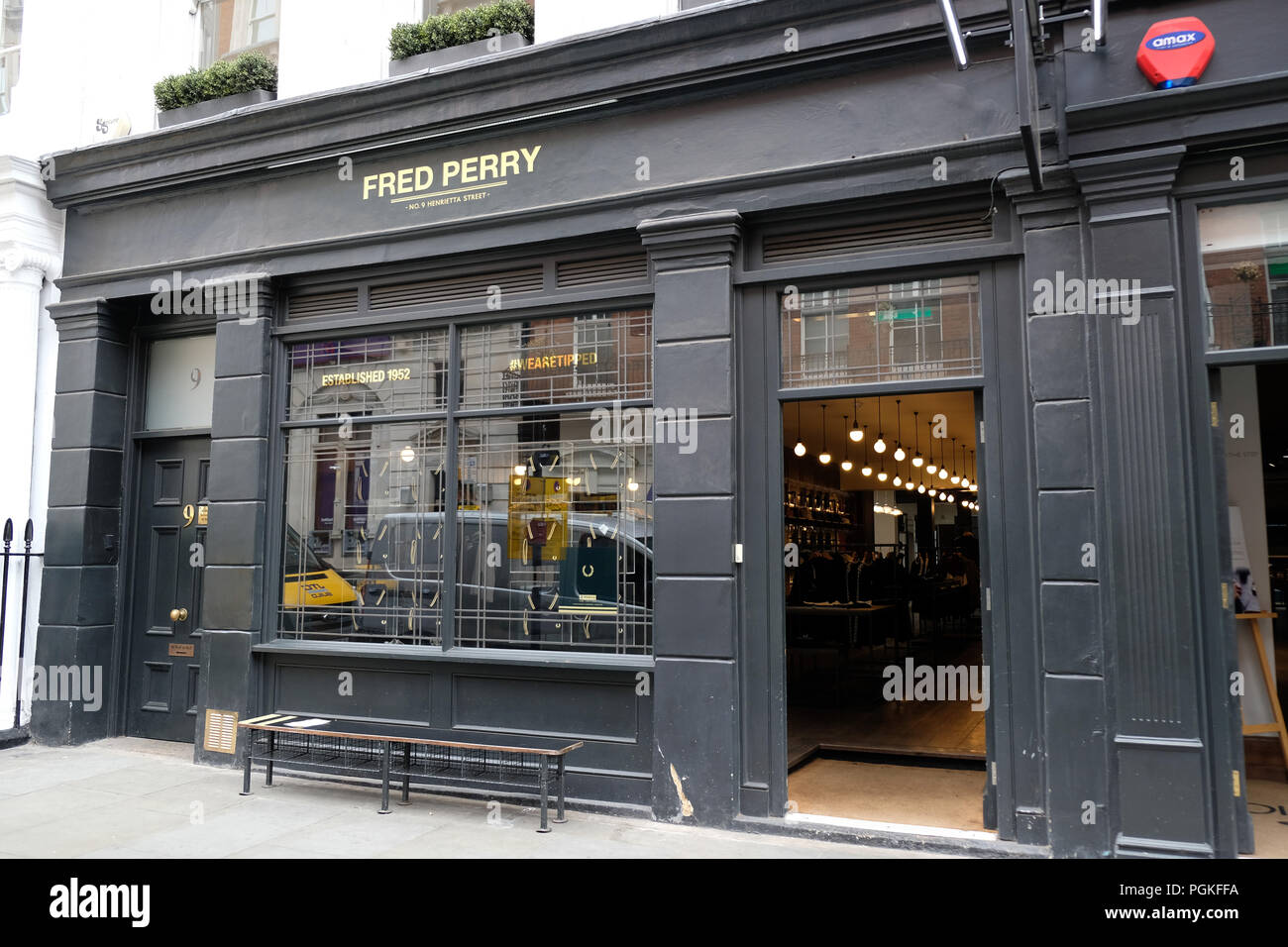 Fred Perry Shop Covent Garden Stock Photo - Alamy