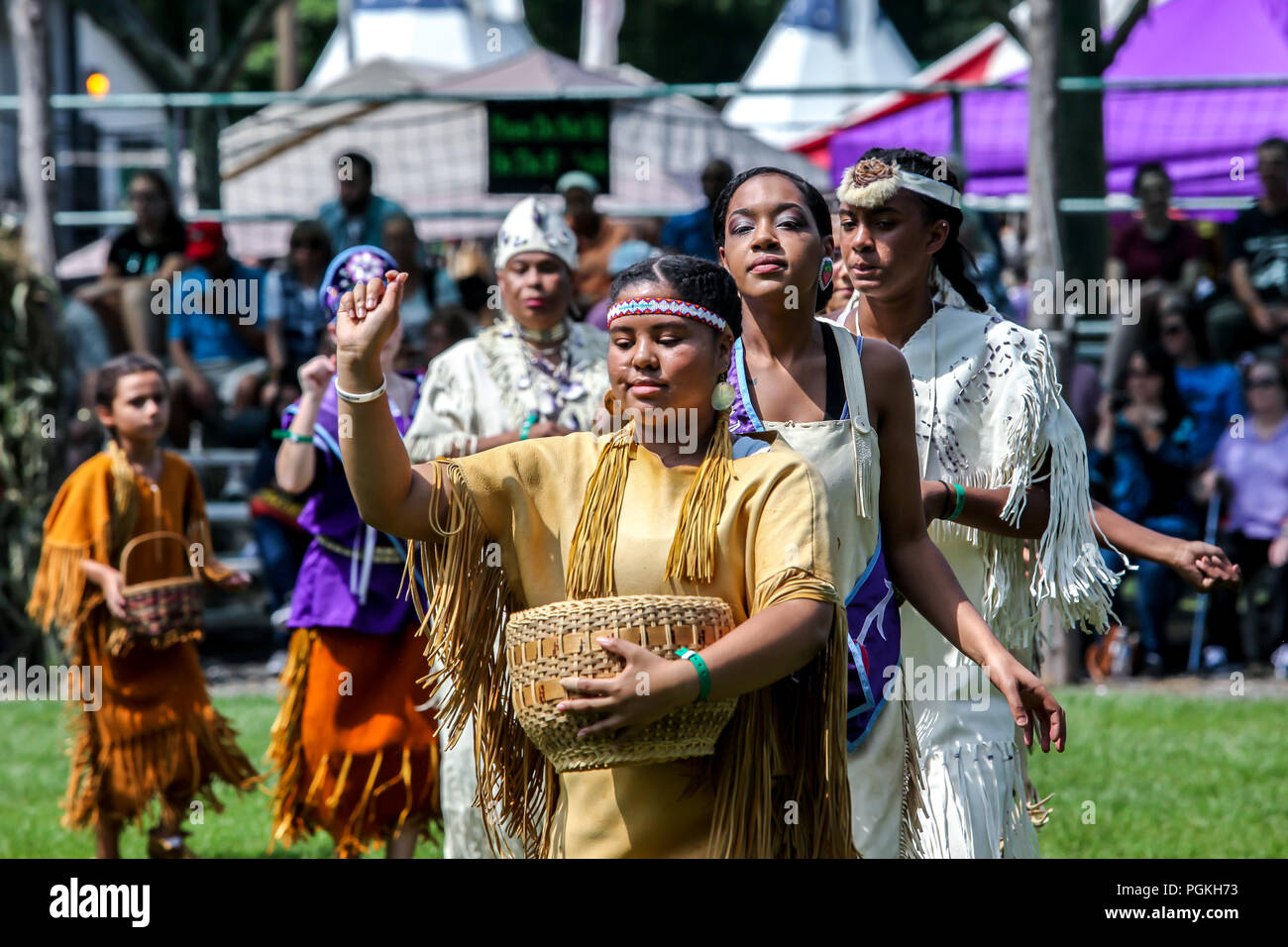 Green corn dance hires stock photography and images Alamy