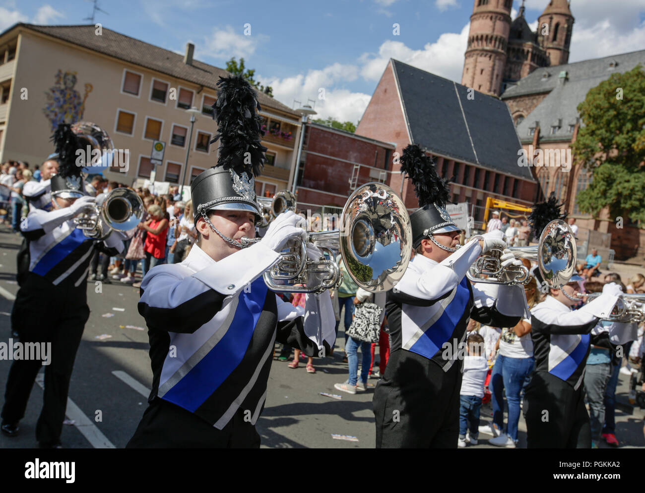 Worms, Germany. 26th Aug, 2018. The Heartliner marching band from Ludwigshafen marches in the parade. The first highlight of the 2018 Backfischfest was the big parade through the city of Worms with over 70 groups and floats. Community groups, music groups and businesses from Worms and further afield took part. Credit: Michael Debets/Pacific Press/Alamy Live News Stock Photo
