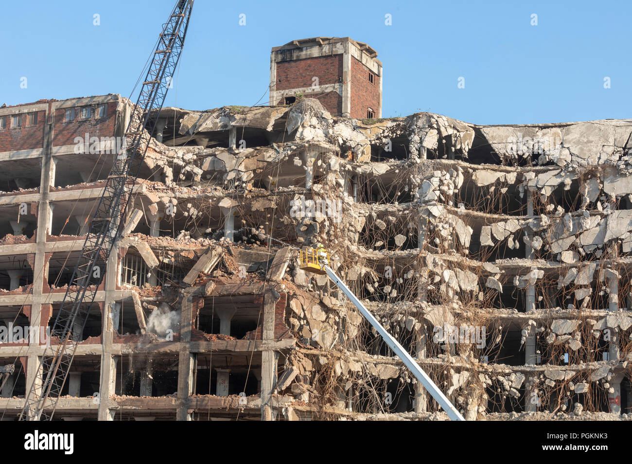 Rock Island, Illinois - Workers use a wrecking ball to demolish the Rock Island Plow Company building. Subsequently used by J.I. Case, the building ha Stock Photo