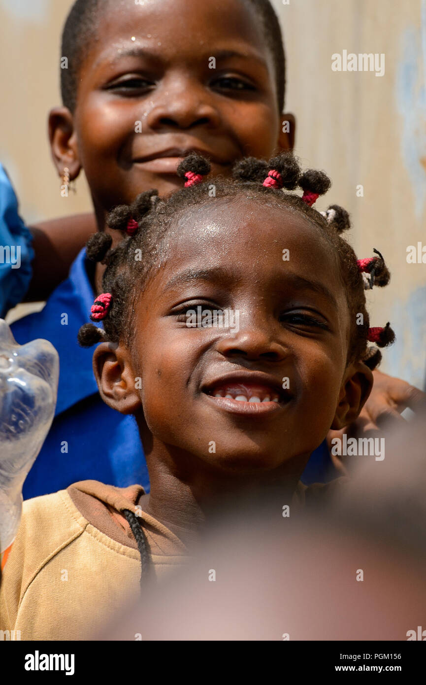 Pira Benin Jan 12 2017 Unidentified Beninese Little Girl With